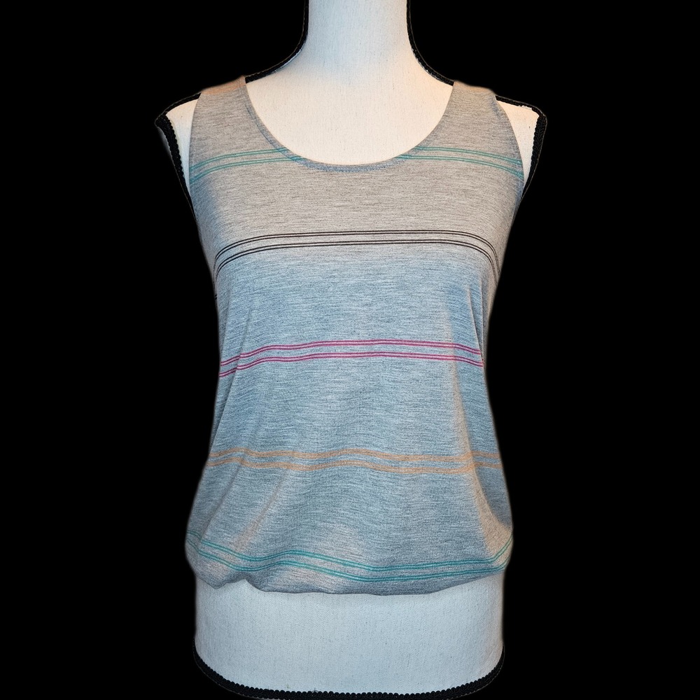 Gap XS Multicolored Striped Gray Tank Top‎
